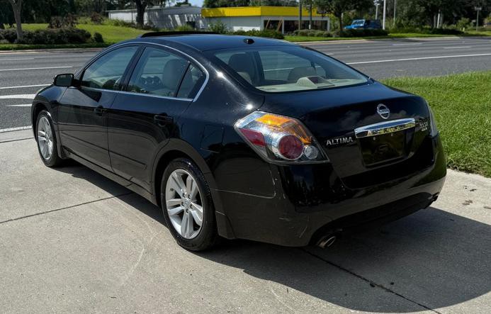 2012 Nissan Altima Image 2