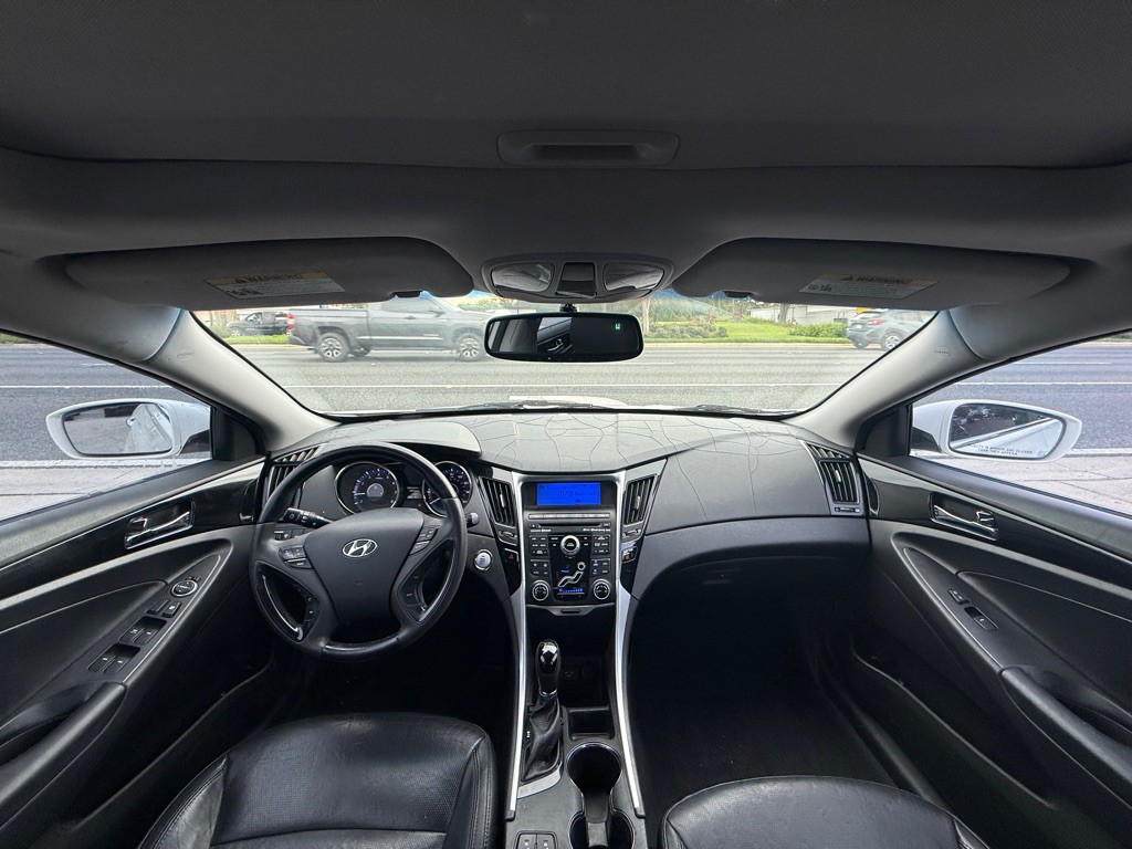 2011 Hyundai Sonata Image 5