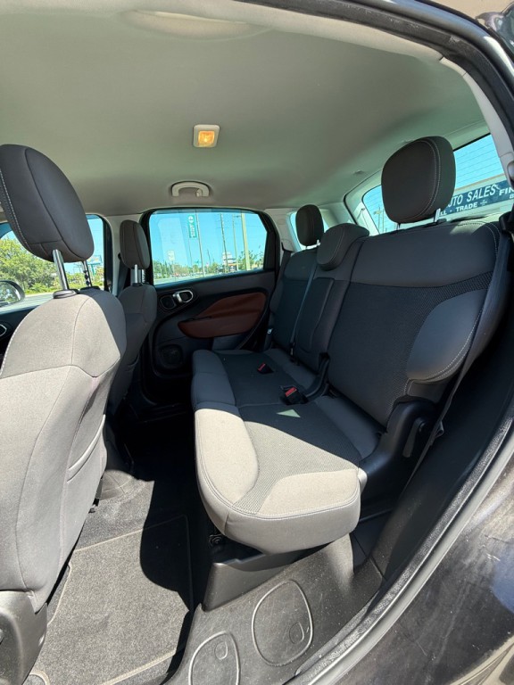 2014 FIAT 500L Image 6