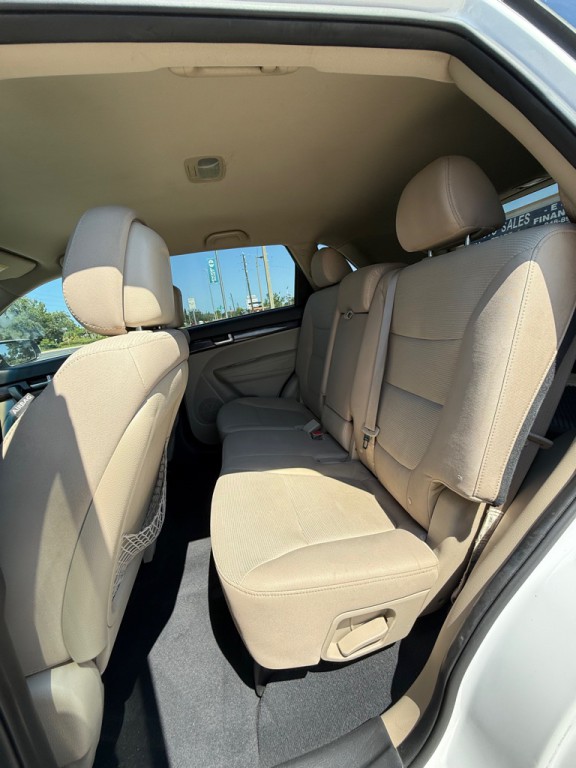 2014 Kia Sorento Image 7