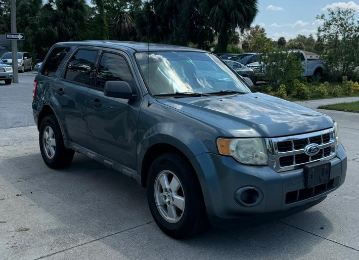 2010 Ford Escape Image 4