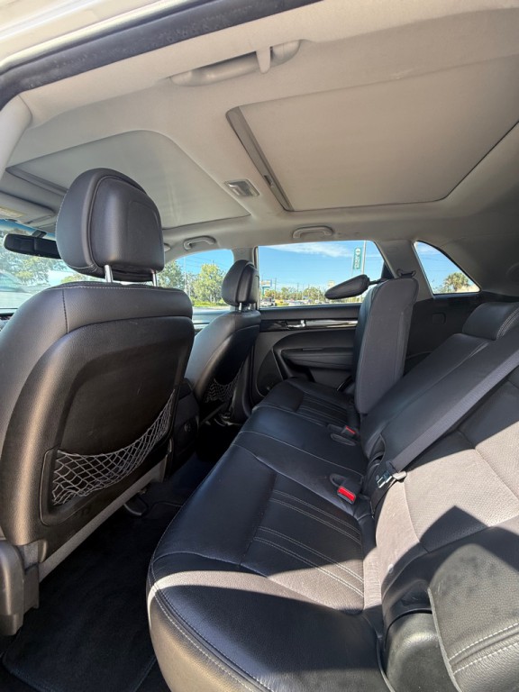 2012 Kia Sorento Image 6