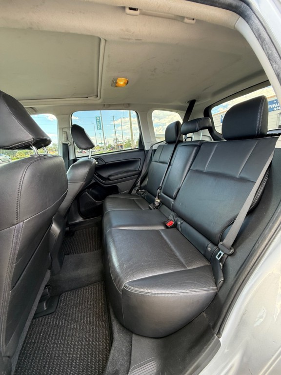 2015 Subaru Forester Image 6