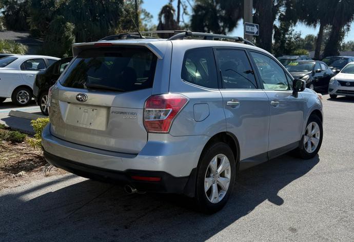 2015 Subaru Forester Image 4