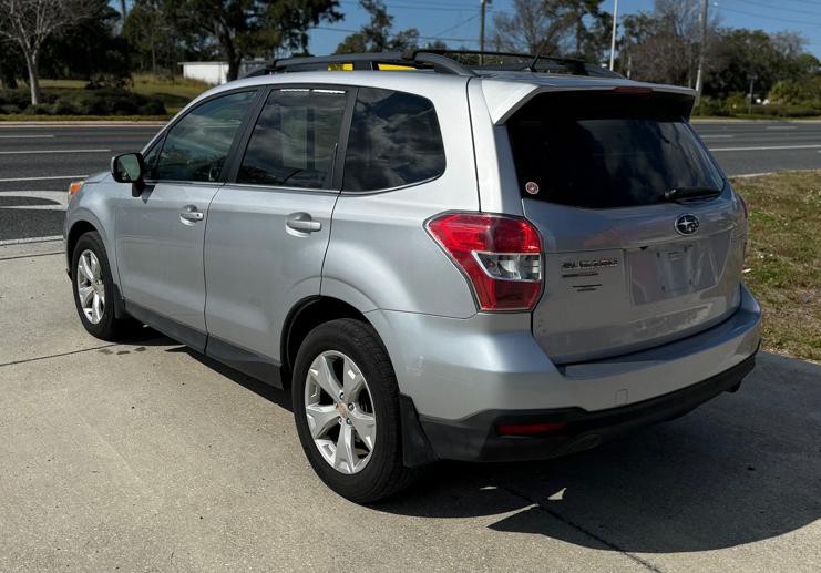 2015 Subaru Forester Image 3