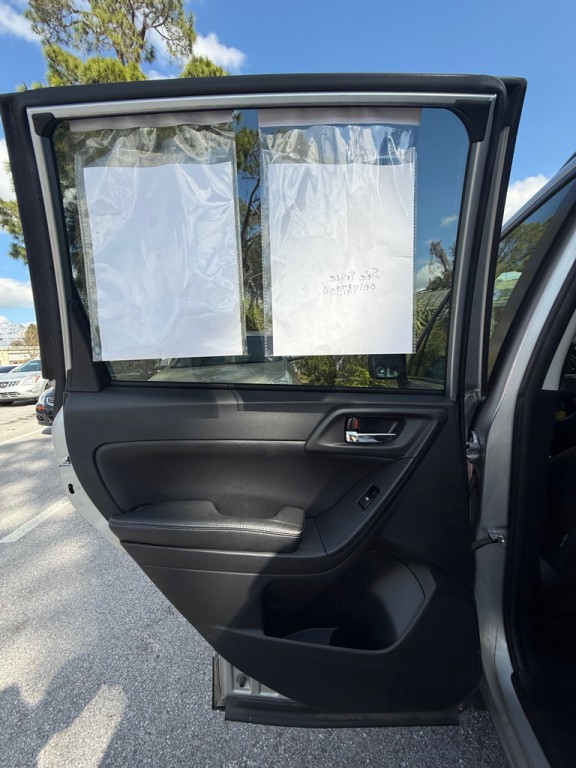 2015 Subaru Forester Image 10