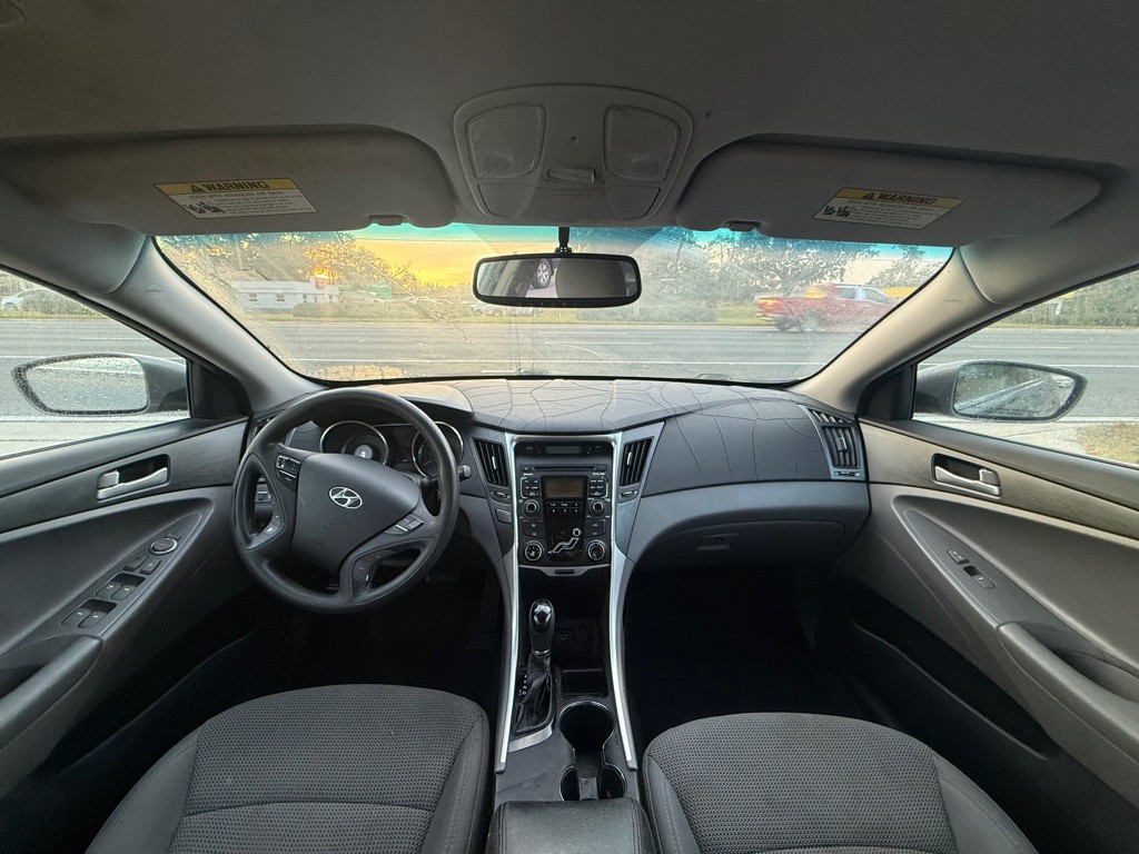 2011 Hyundai Sonata Image 5