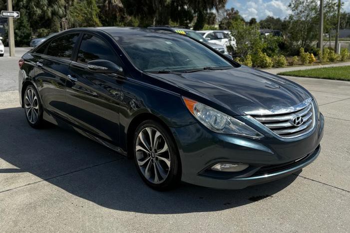 2014 Hyundai Sonata Image 4