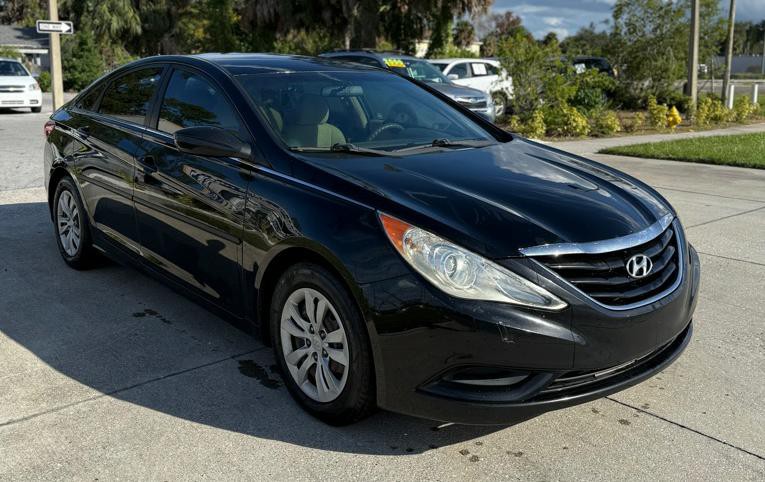 2011 Hyundai Sonata Image 4