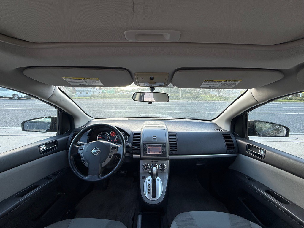 2012 Nissan Sentra Image 6