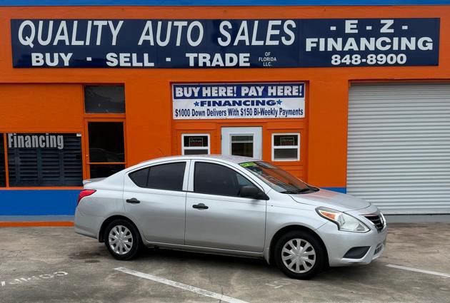 2015 Nissan Versa Image 1