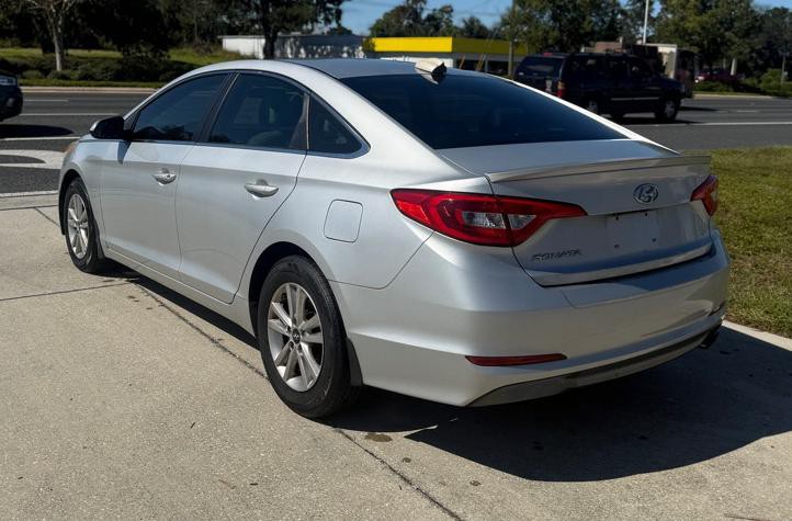 2015 Hyundai Sonata Image 3