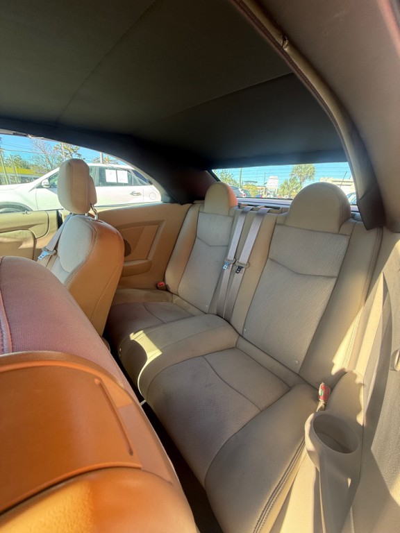 2011 Chrysler 200 Image 8