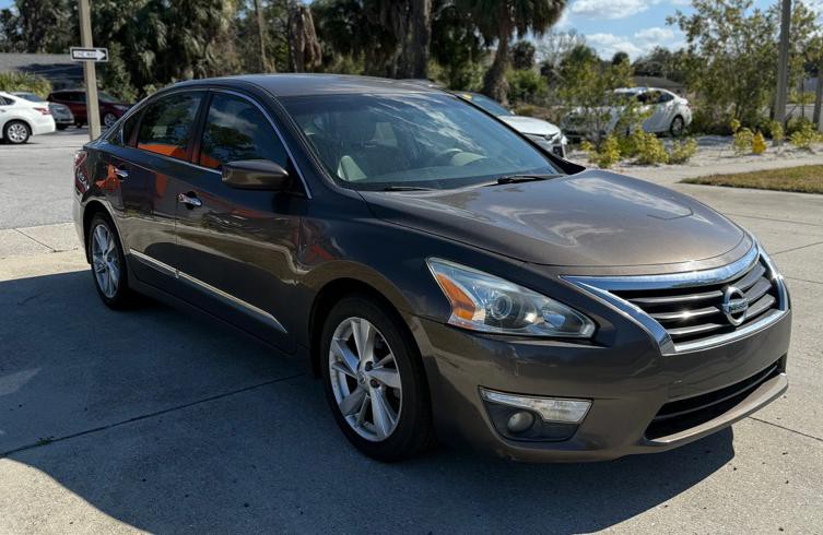 2015 Nissan Altima Image 5
