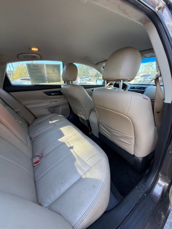 2015 Nissan Altima Image 13