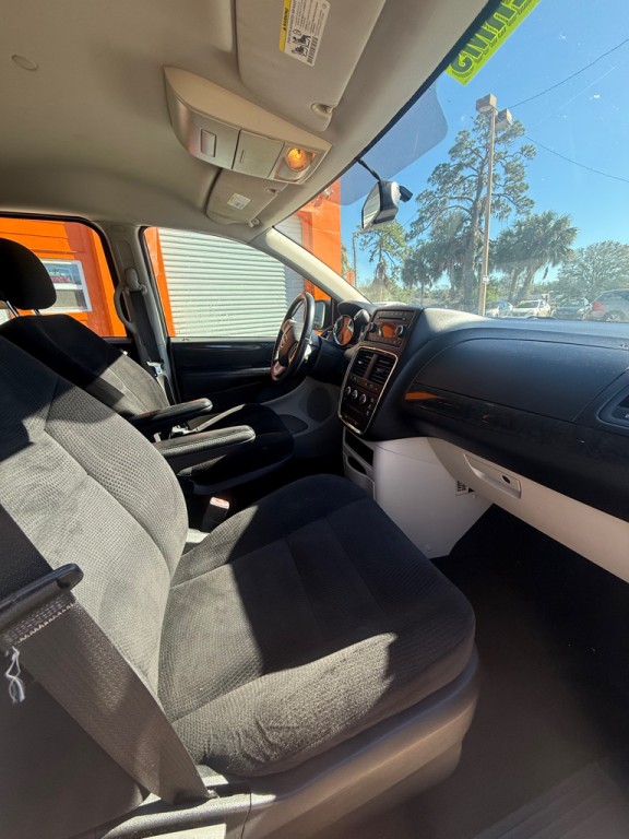 2014 Dodge Grand Caravan Image 9