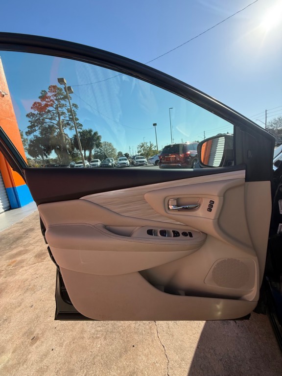 2018 Nissan Murano Image 8