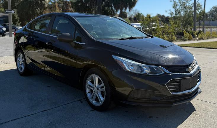 2018 Chevrolet Cruze Image 5