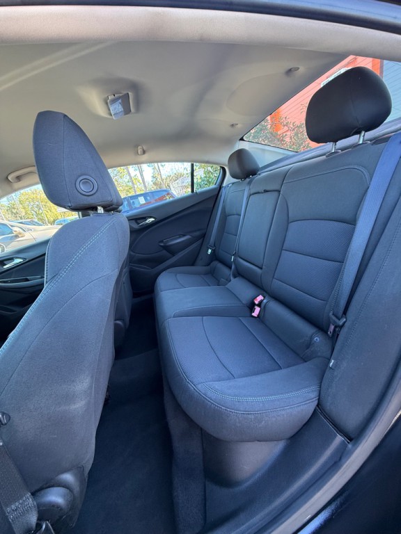 2018 Chevrolet Cruze Image 8