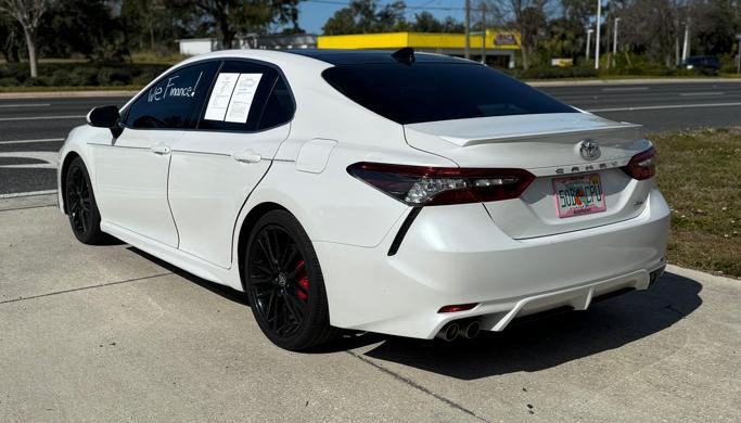 2021 Toyota Camry Image 3