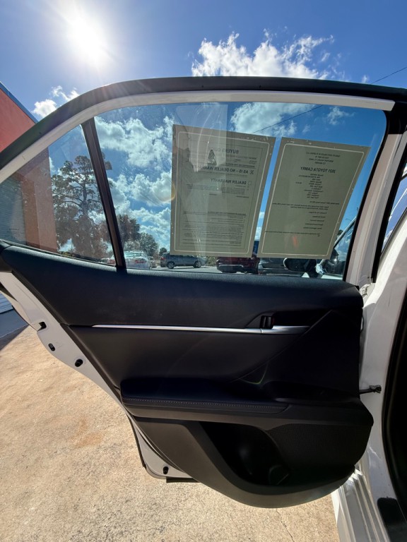 2021 Toyota Camry Image 10