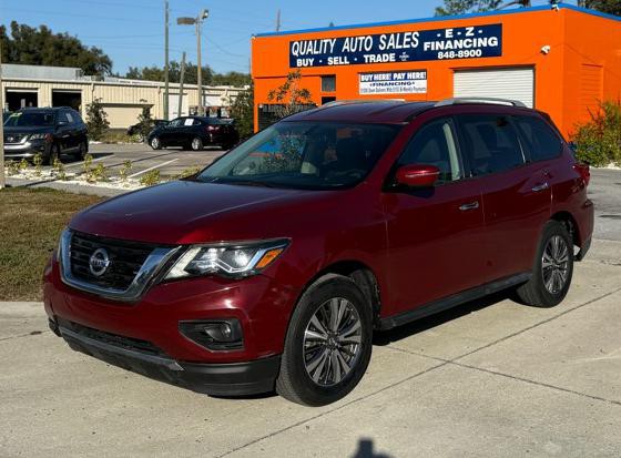 2018 Nissan Pathfinder Image 2