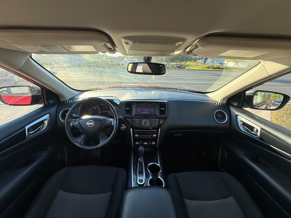 2018 Nissan Pathfinder Image 6
