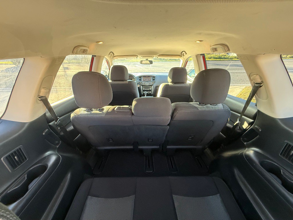 2018 Nissan Pathfinder Image 11