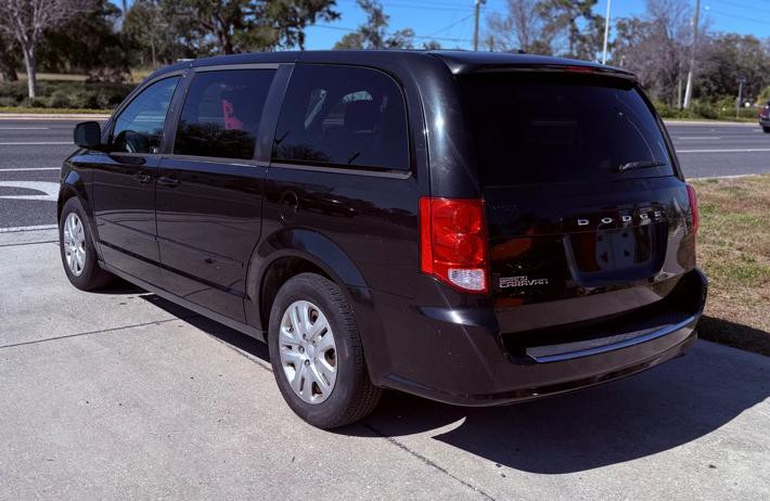 2016 Dodge Grand Caravan Image 3