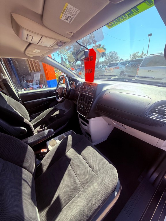 2016 Dodge Grand Caravan Image 12