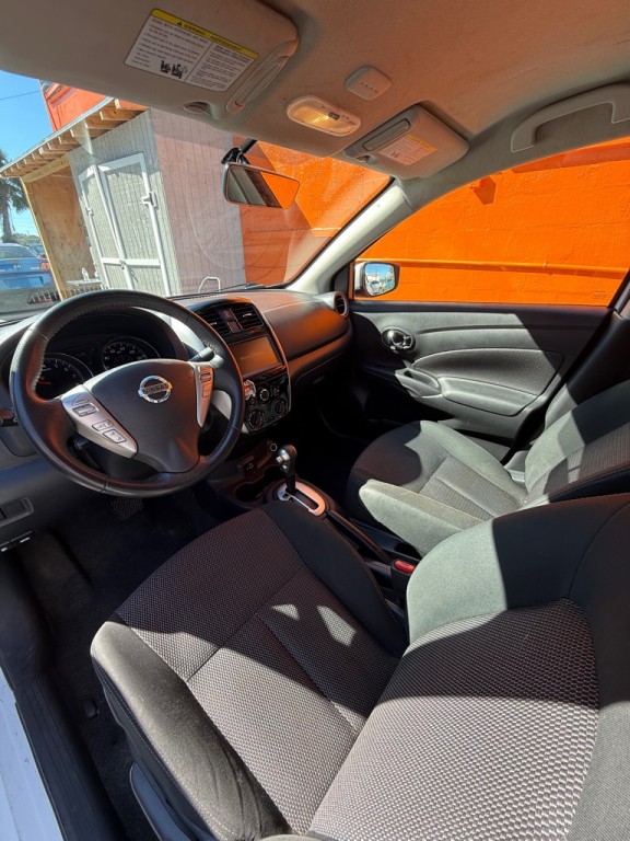 2019 Nissan Versa Image 7