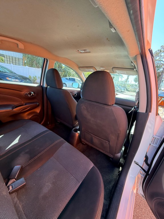 2019 Nissan Versa Image 13