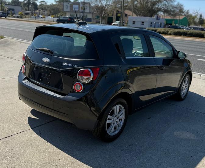 2015 Chevrolet Sonic Image 4