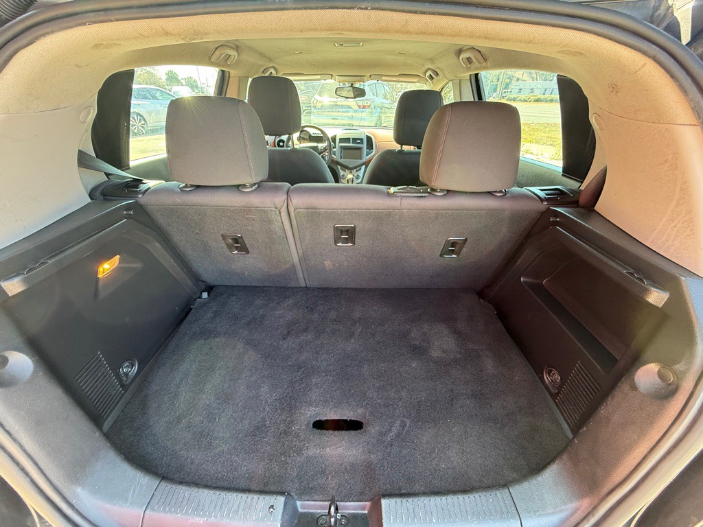 2015 Chevrolet Sonic Image 9