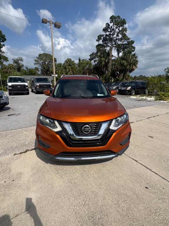 2018 Nissan Rogue Image 17