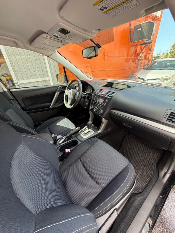 2015 Subaru Forester Image 12