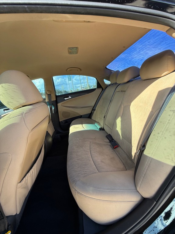2011 Hyundai Sonata Image 7