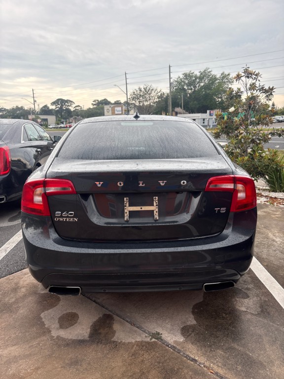 2015 Volvo S60 Image 10