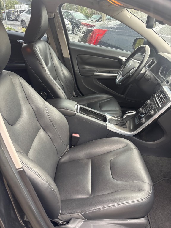 2015 Volvo S60 Image 13