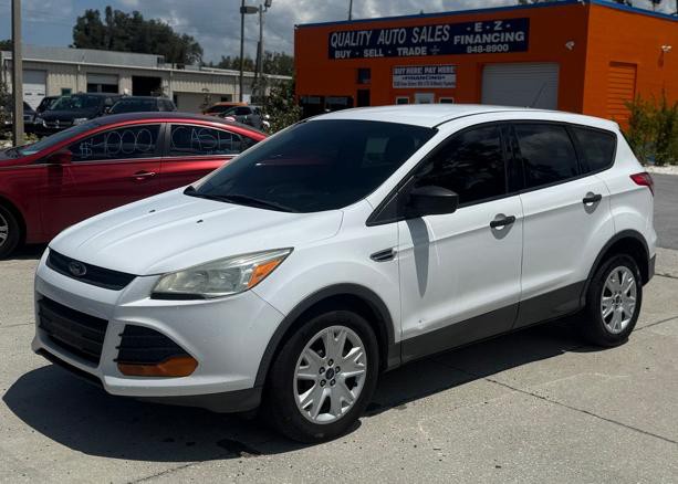 2014 Ford Escape Image 2