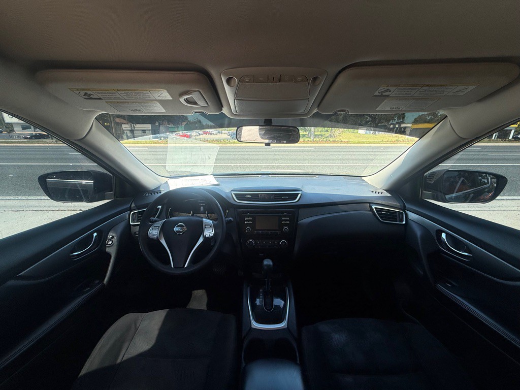 2015 Nissan Rogue Image 6
