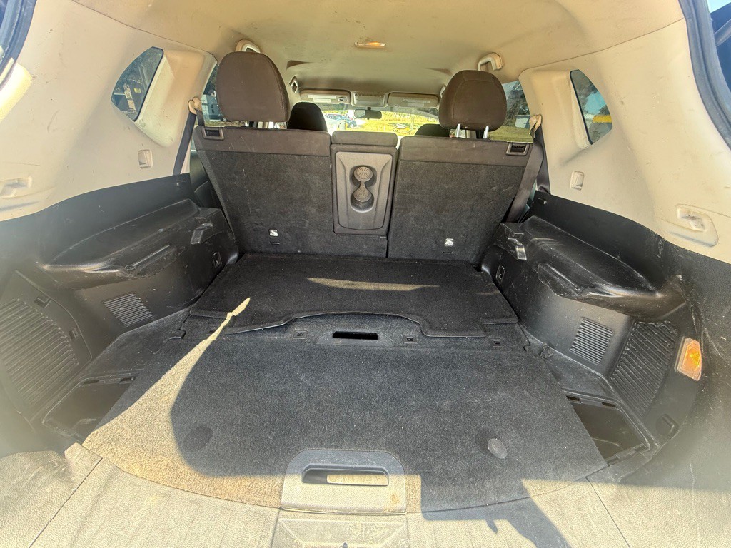 2015 Nissan Rogue Image 8