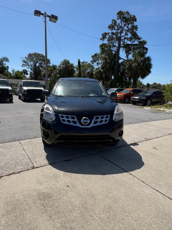 2011 Nissan Rogue Image 2