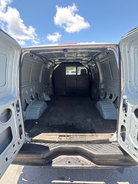 2014 Ford Econoline Image 8