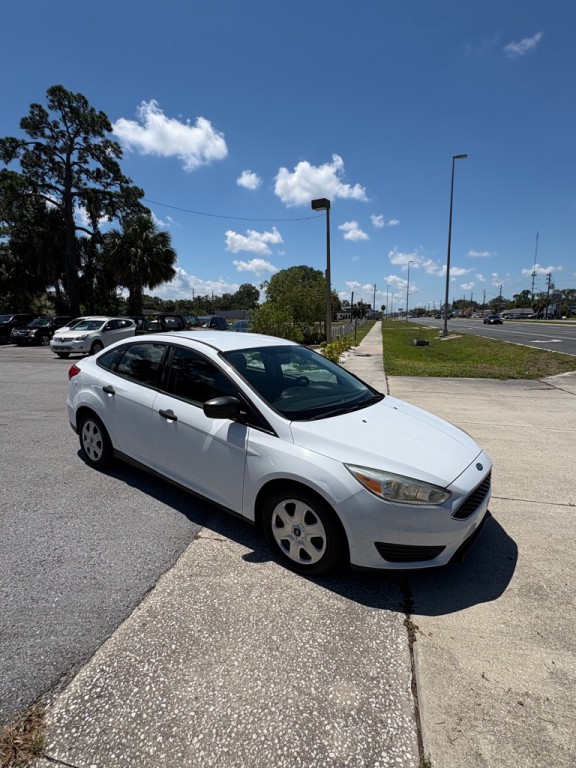 2016 Ford Focus Image 3