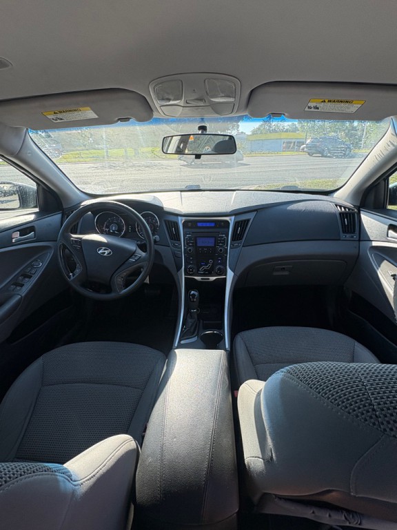 2011 Hyundai Sonata Image 6