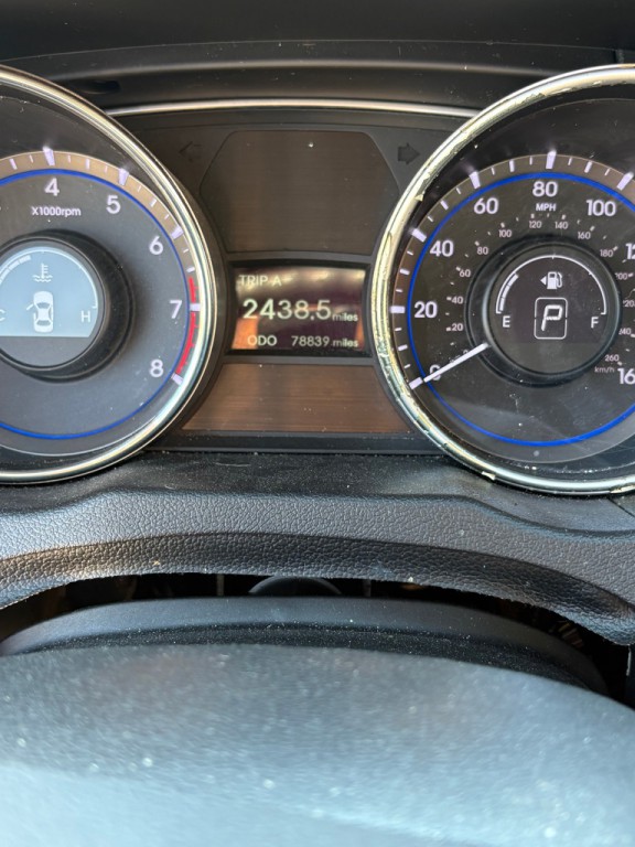 2011 Hyundai Sonata Image 11