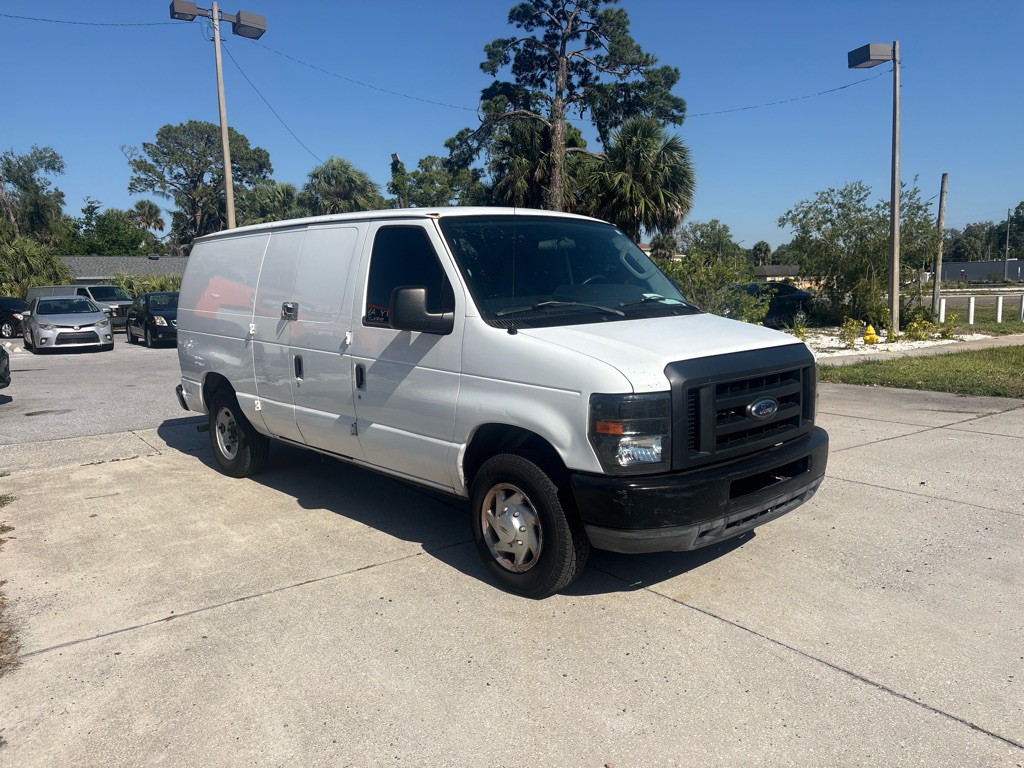 2011 Ford Econoline Image 13