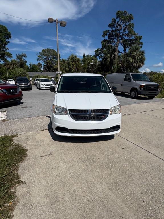 2016 Dodge Grand Caravan Image 2