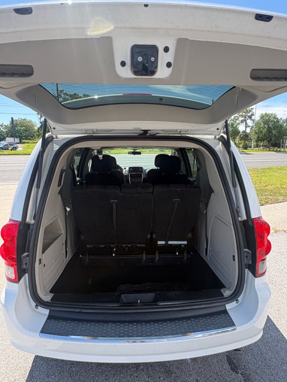 2016 Dodge Grand Caravan Image 7